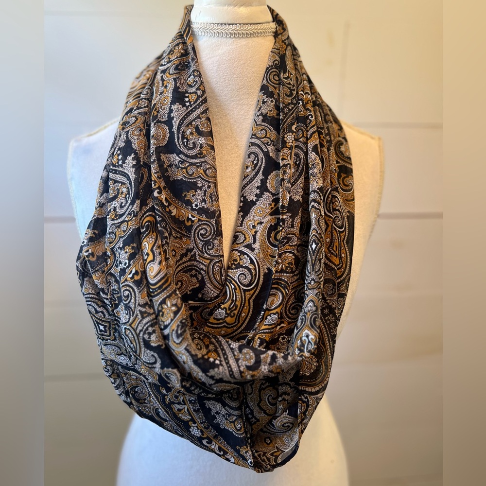 Aster June Beautiful women’s infinity scarf